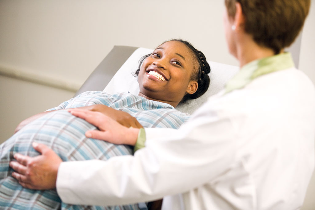 /Molina/PublicWebsite/Images/members/sc/en-us/Medicaid/medicaid-pregnancy-baby